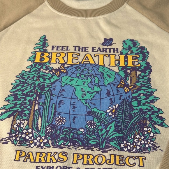NWT Parks Project unisex crewneck sweatshirt Feel The Earth Breathe in S - Picture 12 of 16